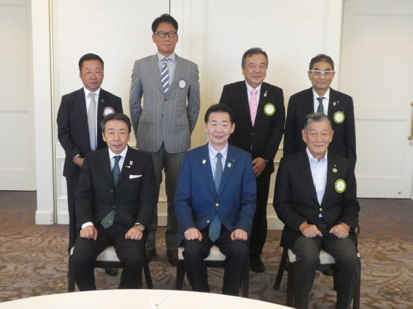 ガバナー公式訪問報告